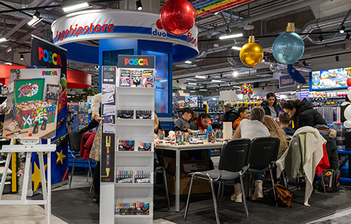 Weihnachtskugel bemalen im duo flagshipstore Station