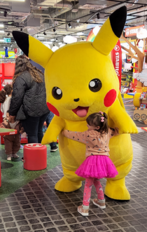 Größer Pikachu im duo flagshipstore