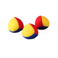 Ballwurfspiel mit 10 Bechern und 3 Bällen für drinnen und draußen.