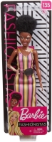 Modische Barbie Fashionistas Puppe im Sortiment mit verschiedenen Outfits und Accessoires