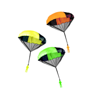 Hellblauer Fallschirm mit einem Durchmesser von 46cm, ideal für Outdoor-Aktivitäten wie Fallschirmspringen oder Modellflugzeuge