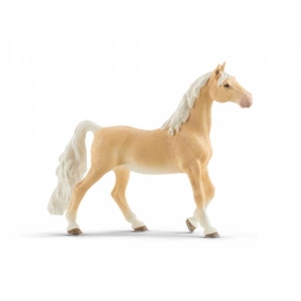 Braune Stute der Schleich Horse Club Kollektion im American Saddlebred Look, detailreich und realistisch gestaltet.