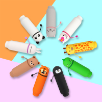 2-in-1 Federmäppchen aus Silikon mit Kawaii Bunny Motiv.