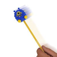 Anspitzer Monster mit Lichteffekt und Behälter