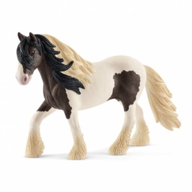 Brauner Tinker Hengst aus der Schleich Farm World Kollektion mit realistischem Aussehen und handbemalten Details.