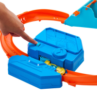 Hot Wheels Rennbahn Track Creator Boosted Kit