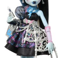 Puppe Monster High schaurig schöner Geburtstag Frankie