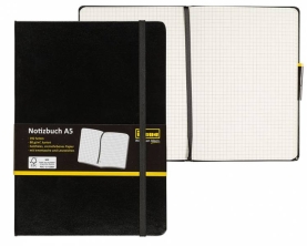 Schwarzes Notizbuch im A5-Format mit karierten Seiten und FSC Mix-Zertifizierung.