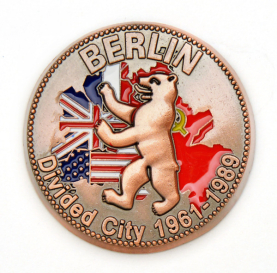 Magnet BERLIN Relief Divided City Metall