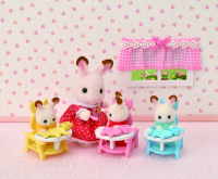 Sylvanian Families Triplets Care Set